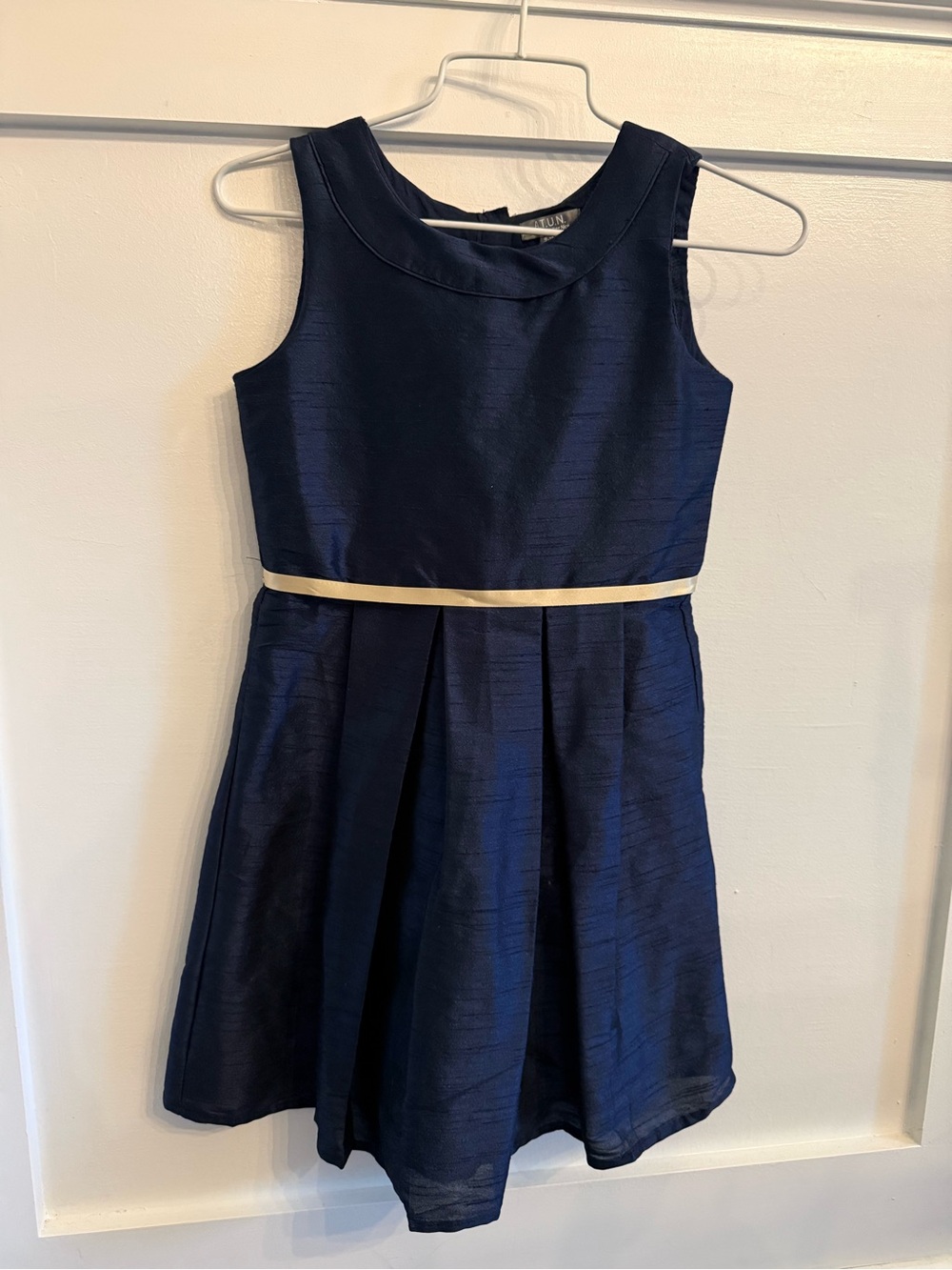 Classic Navy Sleeveless Girls' Party Dress with Gold Waistband